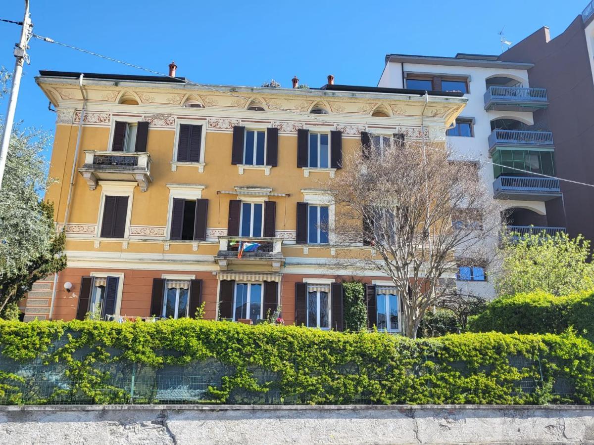 Attico Dei Castelli Apartment Вербания Екстериор снимка